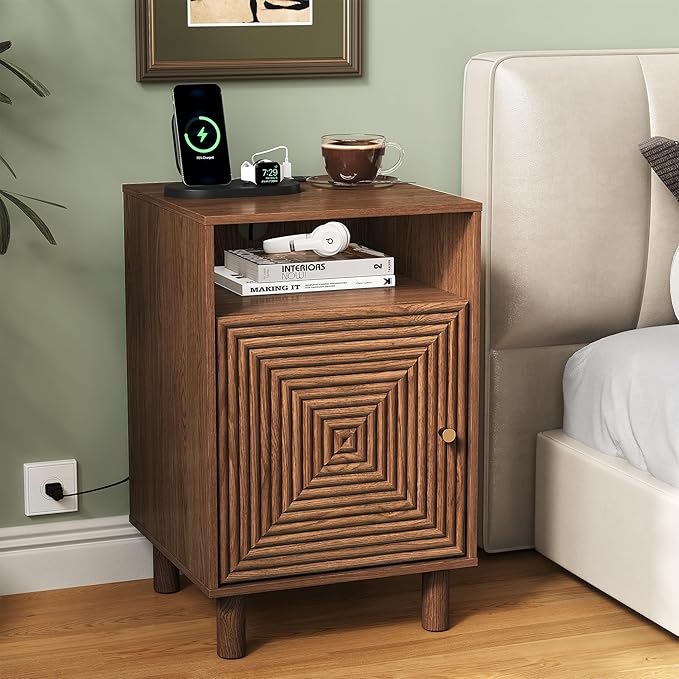 RoyalCraft Nightstand Set of 2, Modern Side Table with Charging Station, Accent End Table with Solid Wood Legs, Bedside Table for Bedroom, Entryway, Brown