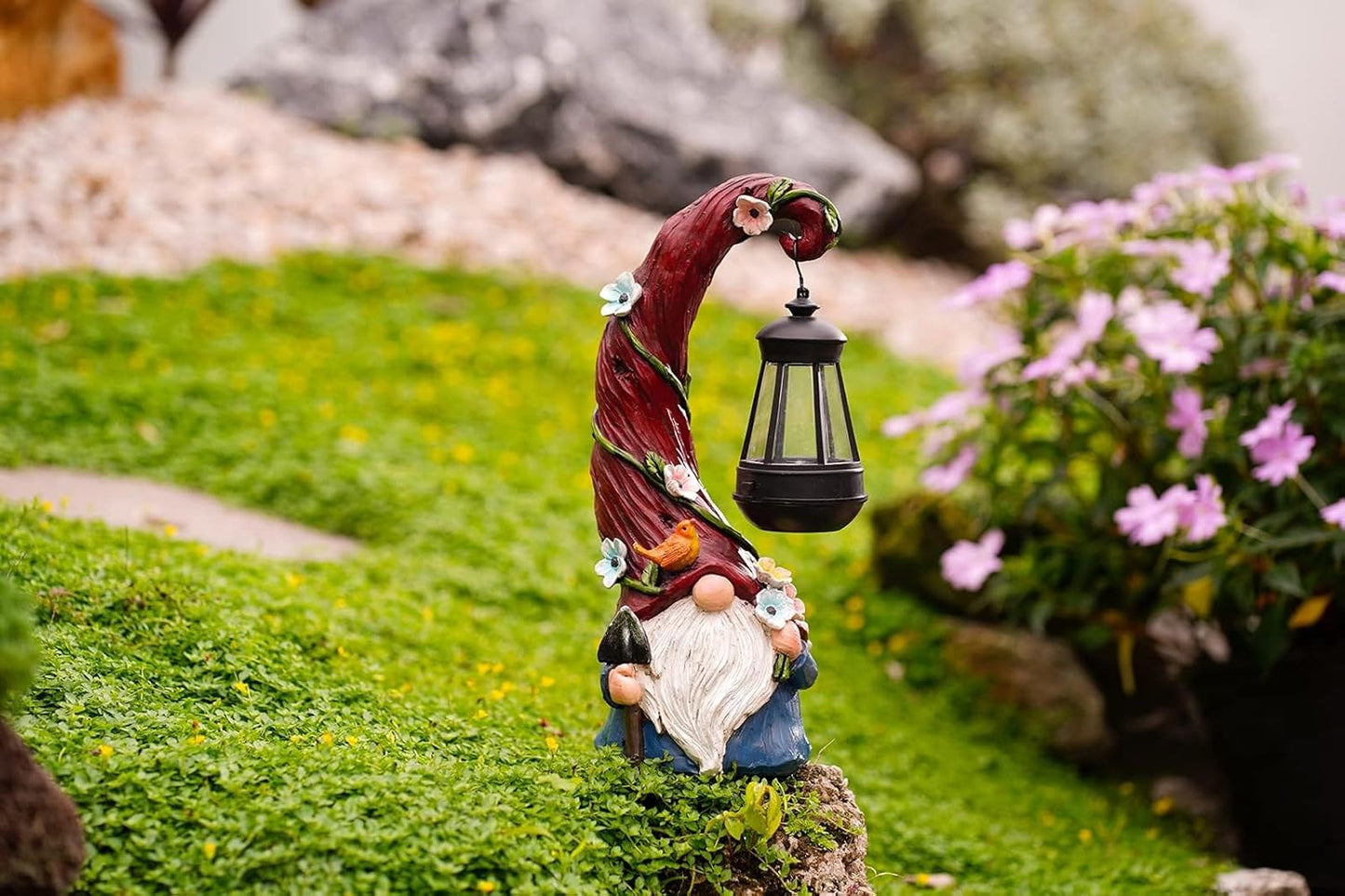 Gnome Garden Decor Statue Solar Gnomes Decorations for Yard with Lantern Light Outdoor Decorations for Patio Mom Gift
