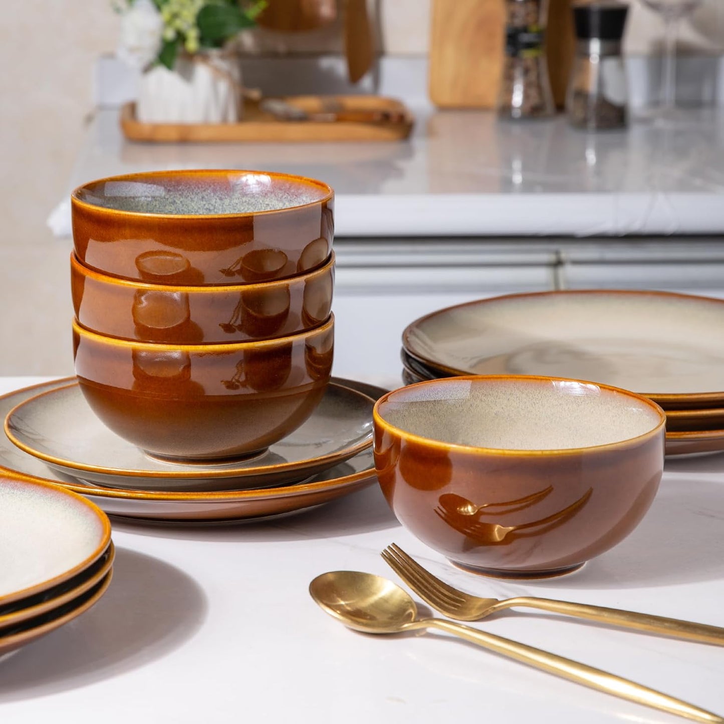 LeRatio Ceramic Dinnerware Sets for 6,18-Piece Plates and Bowls,Handmade Reactive Glaze Dishes Set,Chip Resistant and Scratch Resistant | Oven Dishwasher & Microwave Safe,Service for 6-Kahki