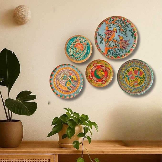 RITUALISTIC Madhubani Metal Wall Plates for Home Decoration | Set of 5 Decorative Wall Plates (Assorted Sizes) | Wall Décor for Living Room | Handmade Indian Art | Gift Items