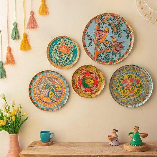 RITUALISTIC Madhubani Metal Wall Plates for Home Decoration | Set of 5 Decorative Wall Plates (Assorted Sizes) | Wall Décor for Living Room | Handmade Indian Art | Gift Items