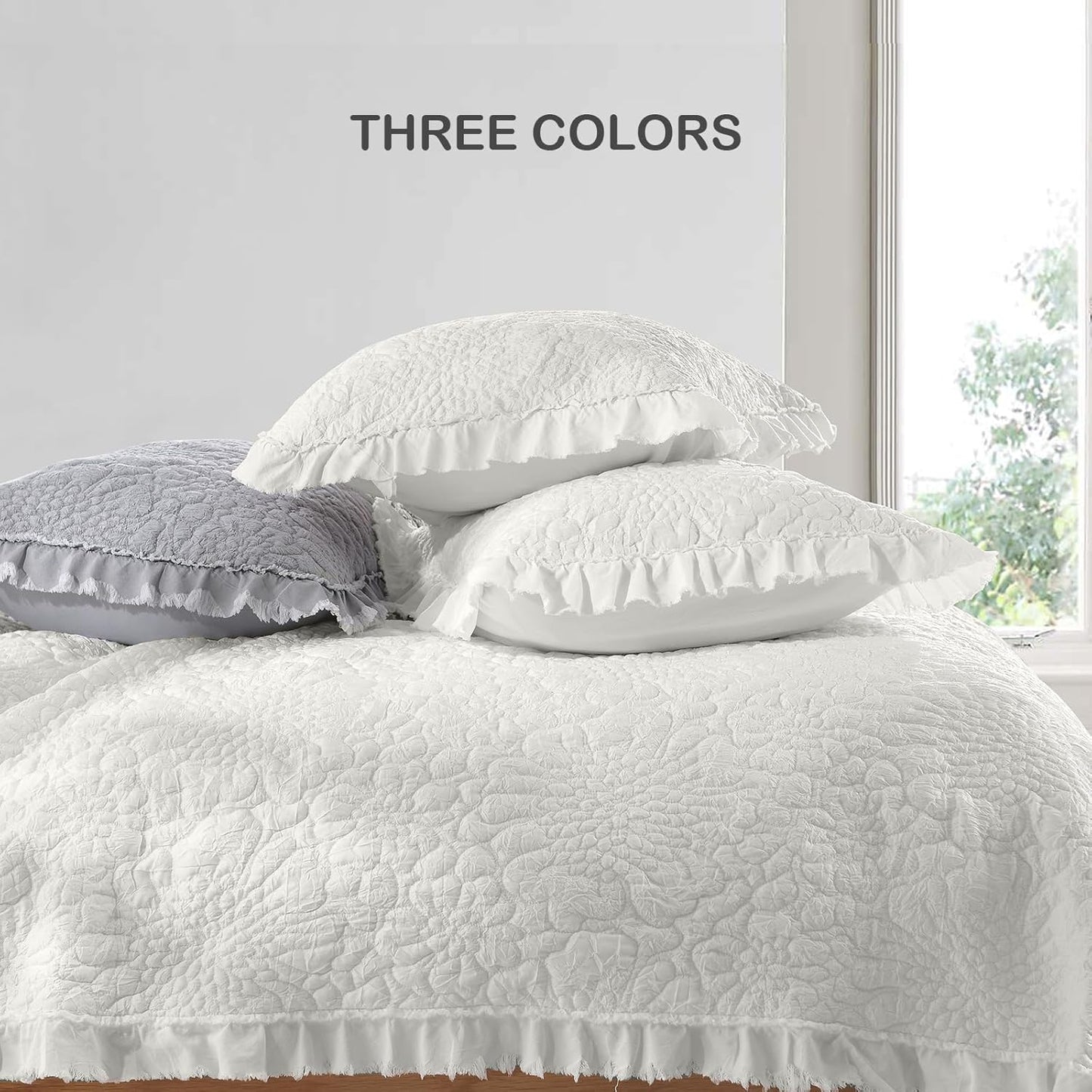 HORIMOTE HOME Cream White Ruffled Quilt Queen Size, Stone-Washed Microfiber Lightweight Crinkled Farmhouse Shabby Chic Bedding Set, 3 Pieces Reversible Bedspread with Pillow Sham for All Season