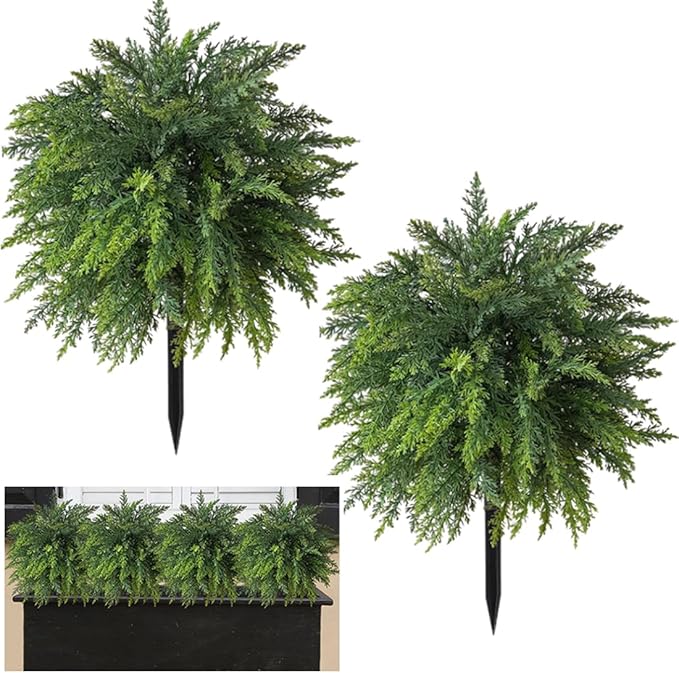 Christmas Decorative Plants Artificial Topiary Trees with Spike, 2pcs UV Resistant Artificial Bushes, Artificial Fake Plants Shrubs for Doorway Porch Garden Decorate (Green)
