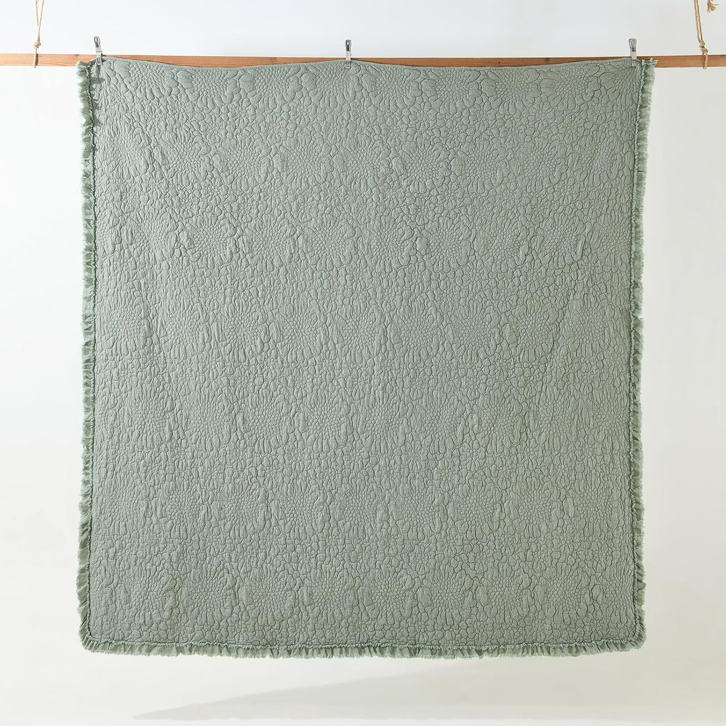 HORIMOTE HOME Sage Green Ruffled Quilt Queen Size, Stone-Washed Microfiber Lightweight Crinkled Farmhouse Rustic Shabby Chic Bedding Set, 3 Pieces Reversible Bedspread with Pillow Shams for All Season