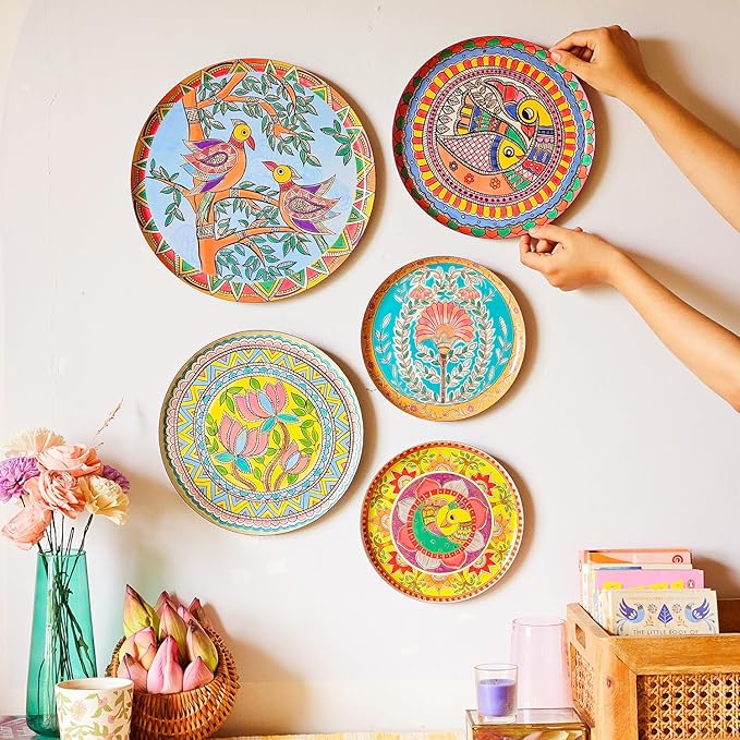 RITUALISTIC Madhubani Metal Wall Plates for Home Decoration | Set of 5 Decorative Wall Plates (Assorted Sizes) | Wall Décor for Living Room | Handmade Indian Art | Gift Items