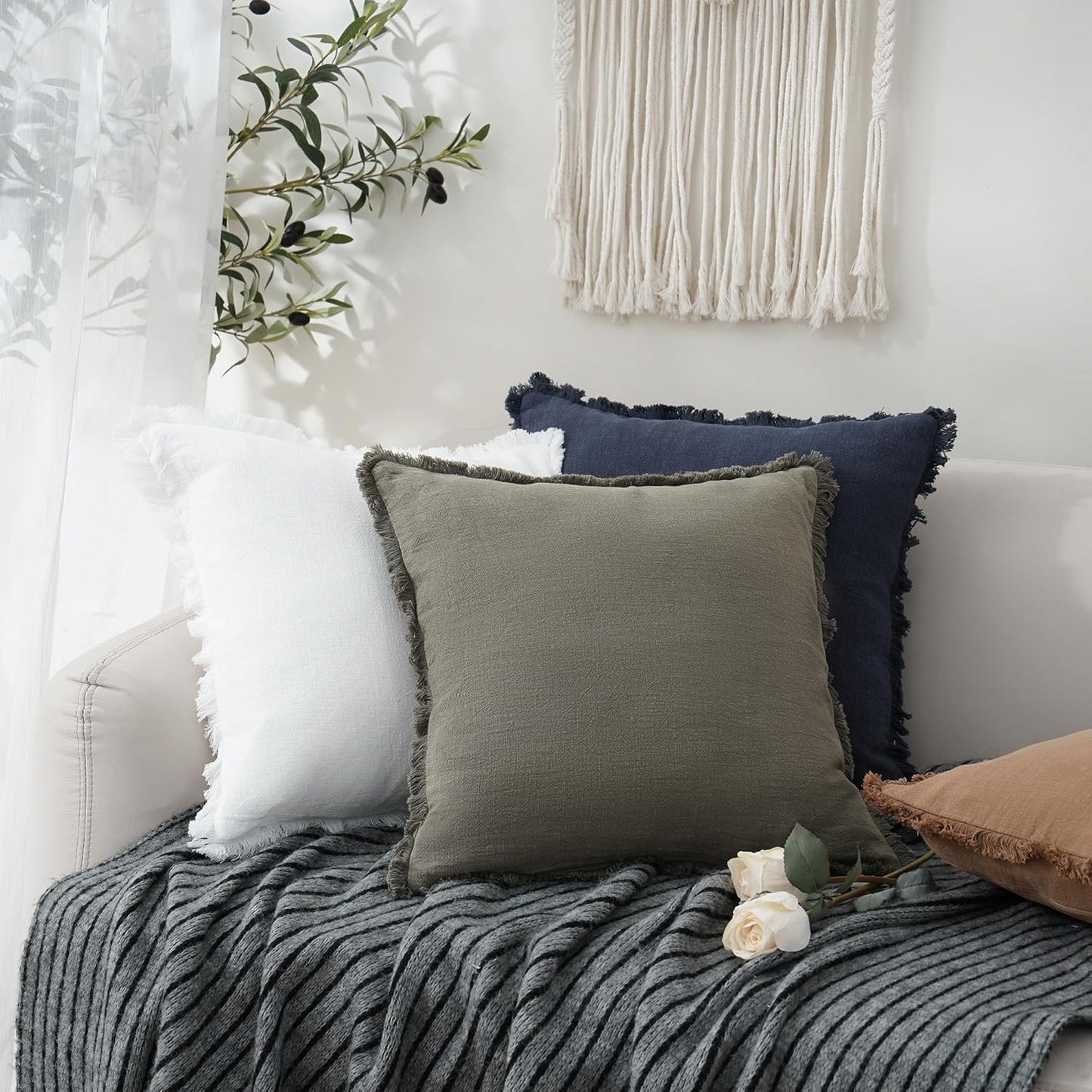 Foindtower Set of 2 Decorative Linen Fringe Throw Pillow Covers Cozy Boho Farmhouse Cushion Cover with Tassels Soft Accent Pillowcase for Couch Sofa Bed Living Room Home Decor,18×18 Inch,Navy Blue