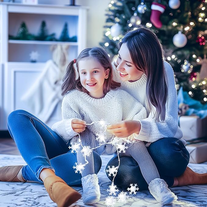 Minetom 4 Pack Snowflakes Lights - 14 Ft 30 LED Waterproof Shatterproof Xmas Fairy Lights for Indoor Decor