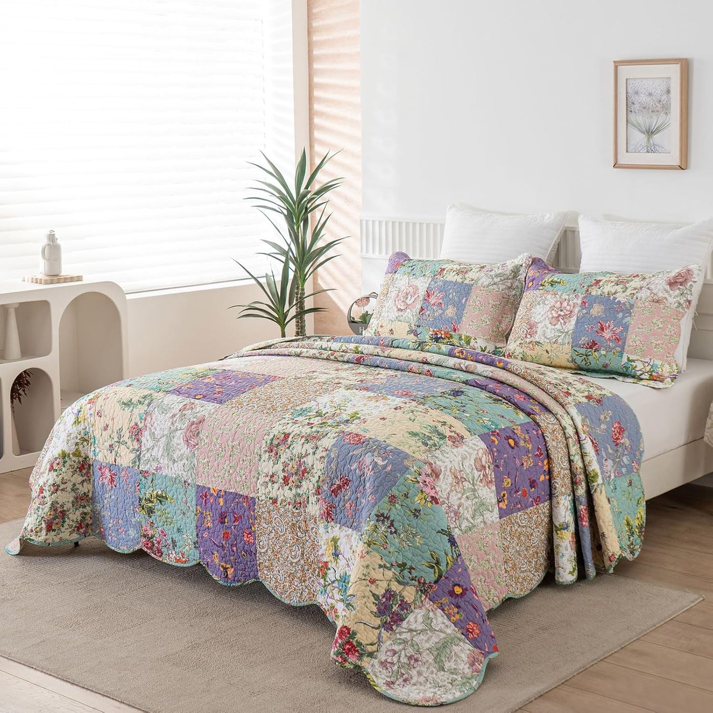 YAYIDAY Oversized Queen Quilt Set Patchwork Bedspread (110x118 Inch) - 100% Cotton Reversible Breathable Floral Quilted Coverlet with Pillow Shams Fit All Season