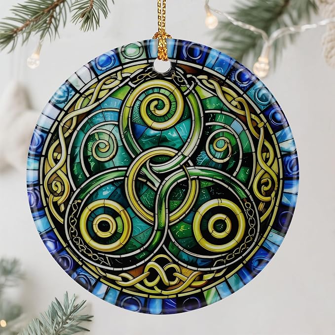 Celtic Triskelion Ornament – Christmas Ornament, Christmas Tree Decoration & Perfect Holiday Decoration | Irish Gift, Housewarming Gift, Gifts for Women, Gifts for Celtic Culture Lovers
