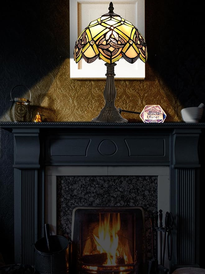 KY&BOSAM Irish Celtic Tiffany Table Lamp Shamrock Style Desk Lamp Stained Glass Night Light 14 Inch Tall 8 Inch Wide Shade Beside Lamp 1 Bulb Antique Zinc Base for Home Bedroom St Patrick's Day Decor