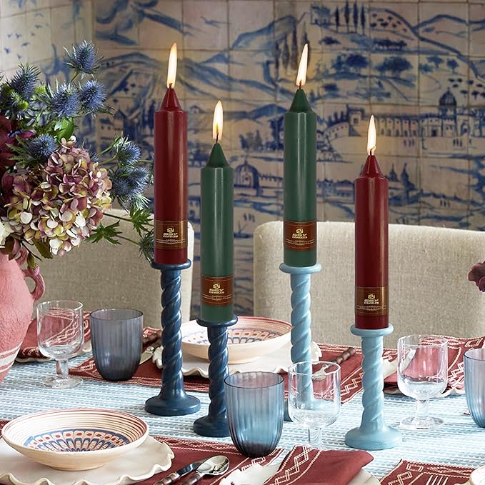 7 Inch Taper Candles Candle Sticks Handmade Unscented Set of 4 Smokeless Long Burning Dripless Tapered Candle for Christmas Home Decoration(Red Green)