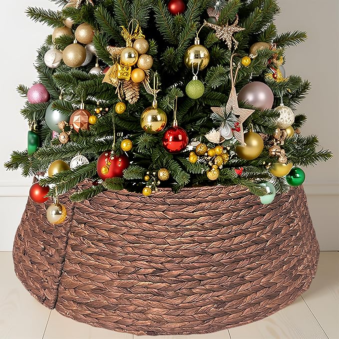 Handwoven Christmas Tree Collar – Natural Water Hyacinth Rattan Ring, Rustic Boho Holiday Decoration for Artificial Trees, Cozy Farmhouse Look (27 inch, Brown Wash)
