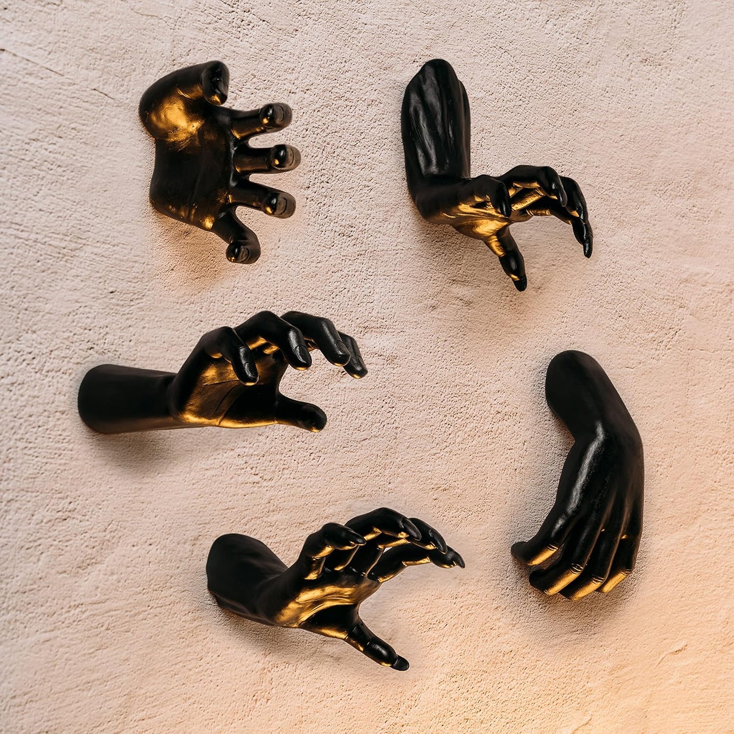 GUTE Creepy Hands Wall Mountable - Hands Hangers Decor, Hand Horror Decorations Aesthetic Goth Gothic Hanging Wall Art Home, House Decoration, Sculpture (Monster, 1 Piece)