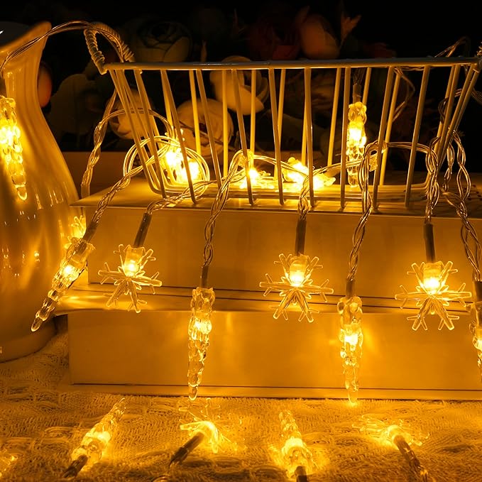 Christmas Icicle Light，19.6ft 40 LED Warm White Icicle Snowflake String Lights Indoor, Hanging Icicle Christmas Lights for Eave Holiday Garden Indoor Outdoor Xmas Decorations