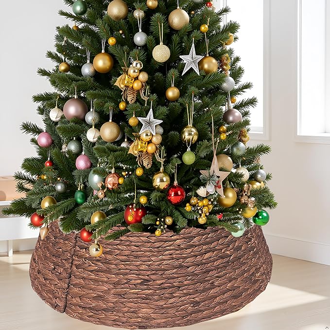 Handwoven Christmas Tree Collar – Natural Water Hyacinth Rattan Ring, Rustic Boho Holiday Decoration for Artificial Trees, Cozy Farmhouse Look (27 inch, Brown Wash)