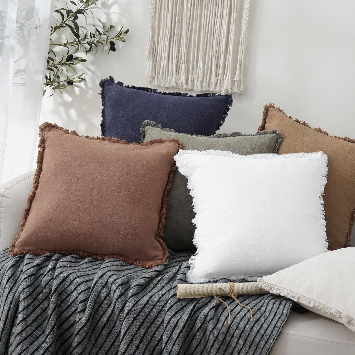 Foindtower Set of 2 Decorative Linen Fringe Throw Pillow Covers Cozy Boho Farmhouse Cushion Cover with Tassels Soft Accent Pillowcase for Couch Sofa Bed Living Room Home Decor, 16×16 Inch, Rust