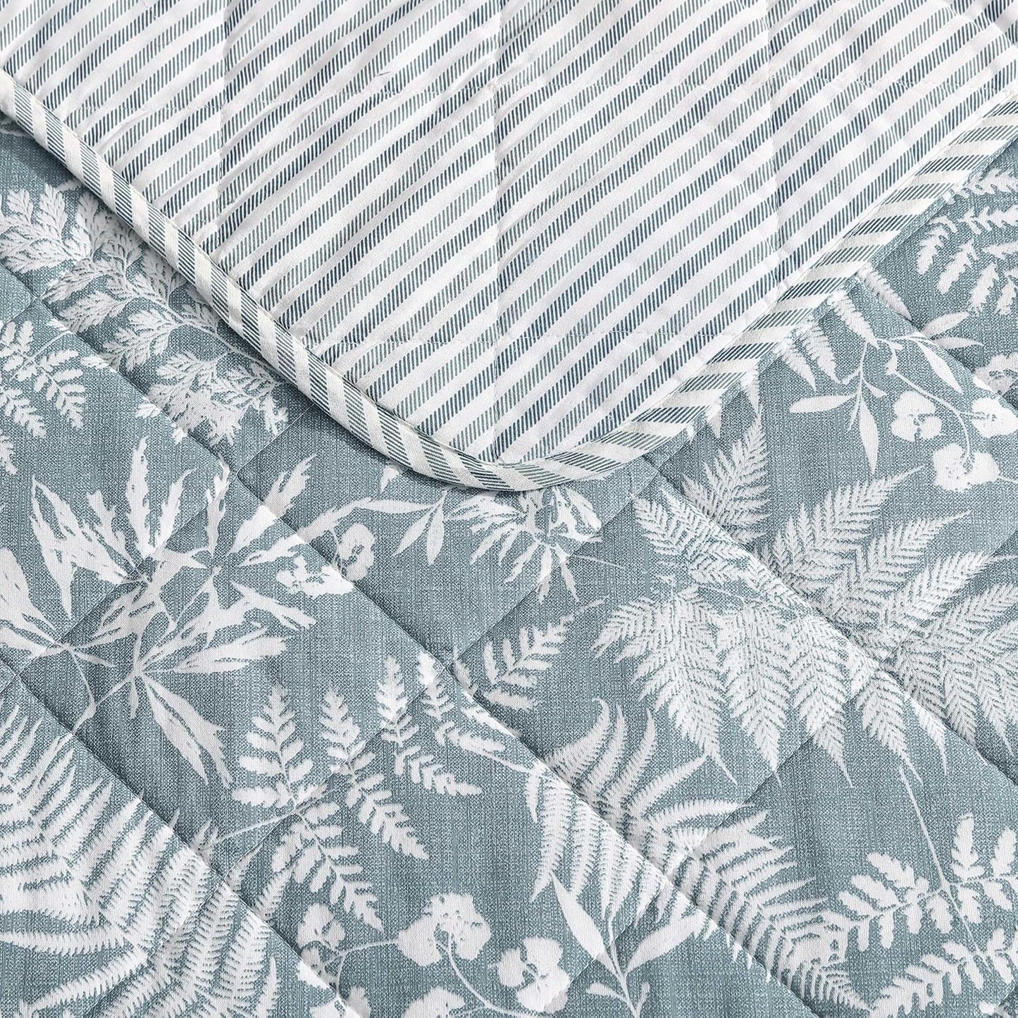 Eddie Bauer - King Quilt Set, Reversible Cotton Bedding with Matching Shams, Wildflower Inspired Home Decor with Stripe Reverse (Fern Garden Green, King)