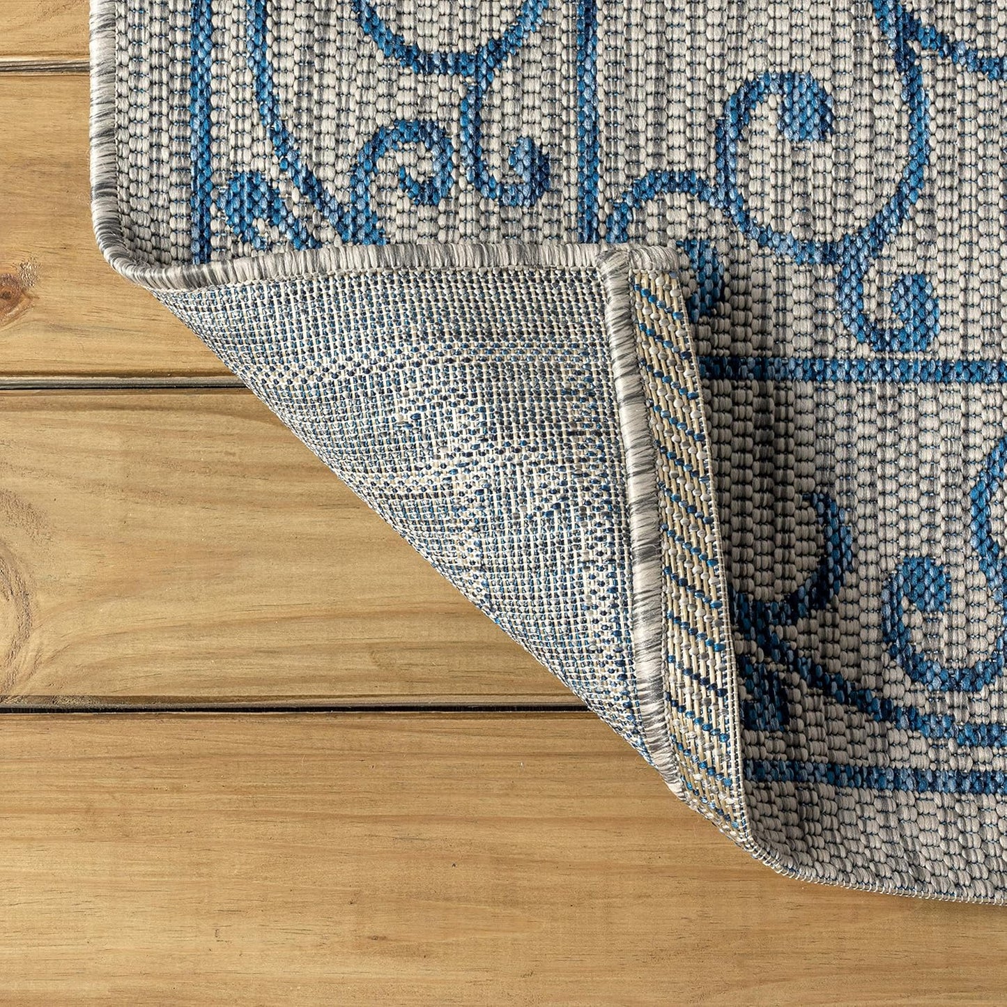 JONATHAN Y Vintage Filigree Indoor Outdoor Round Area Rug 5 Ft Gray/Navy, Charleston Textured Weave for Backyard, Patio, Porch, Easy-Cleaning, High Traffic, Pet-Friendly, Non-Shedding (SMB106C-5R)