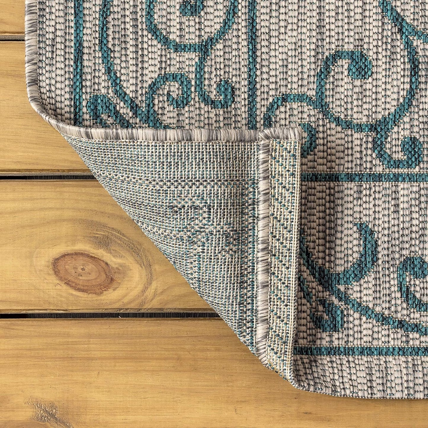 JONATHAN Y Vintage Filigree Indoor Outdoor Area Rug 4X6 Gray/Teal, Charleston Textured Weave for Backyard, Patio, Porch, Easy-Cleaning, High Traffic, Pet-Friendly, Non-Shedding (SMB106E-4)